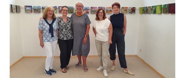 Künstlerinnen im Atelier 1880 (v.l.) Claudia Becher, Ina Lehnertz, Hiltrud Westheide, Beatrix Mursch und Beate Meffert-Schmengler