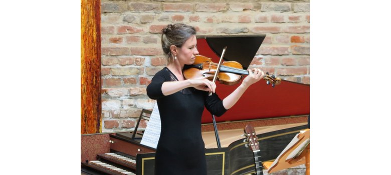 Bach: Violinensolo „Allemanda“ aus der Partita in d-Moll mit Elisa Wittbrodt